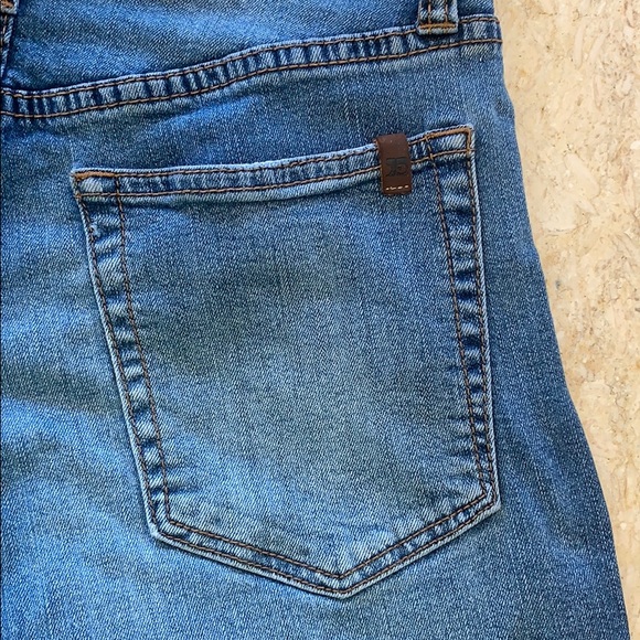 JOE'S High Rise Fray Crop Hem Straight Jeans - Picture 9 of 12